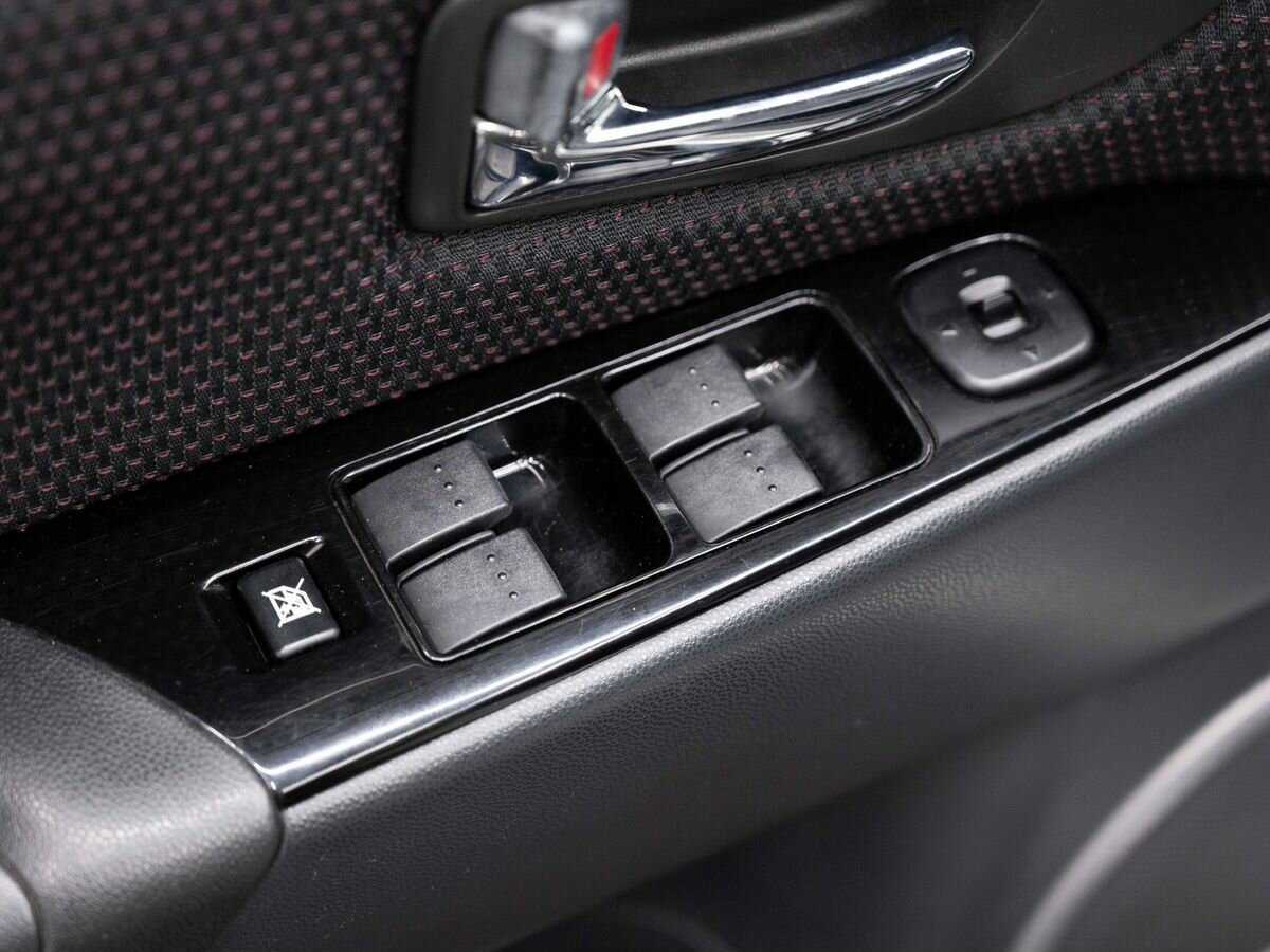 Mazda 3 с пробегом — 2008 год. Фото: #16