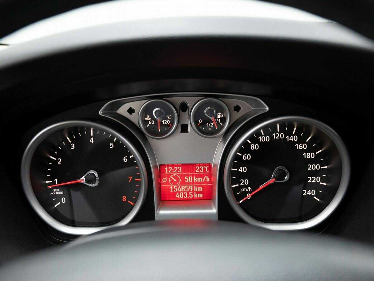 Ford Focus с пробегом — 2009 год. Фото: #14