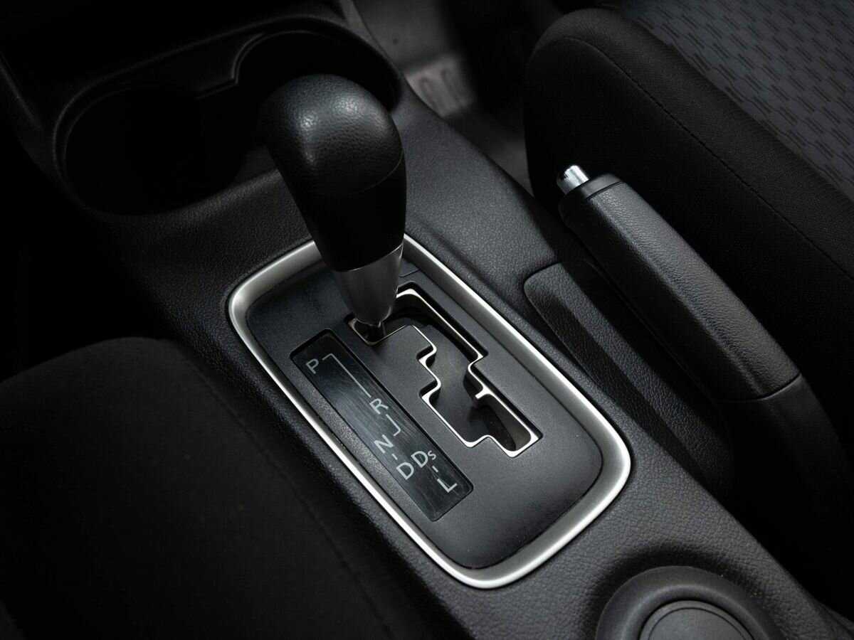 Mitsubishi Outlander с пробегом — 2014 год. Фото: #18