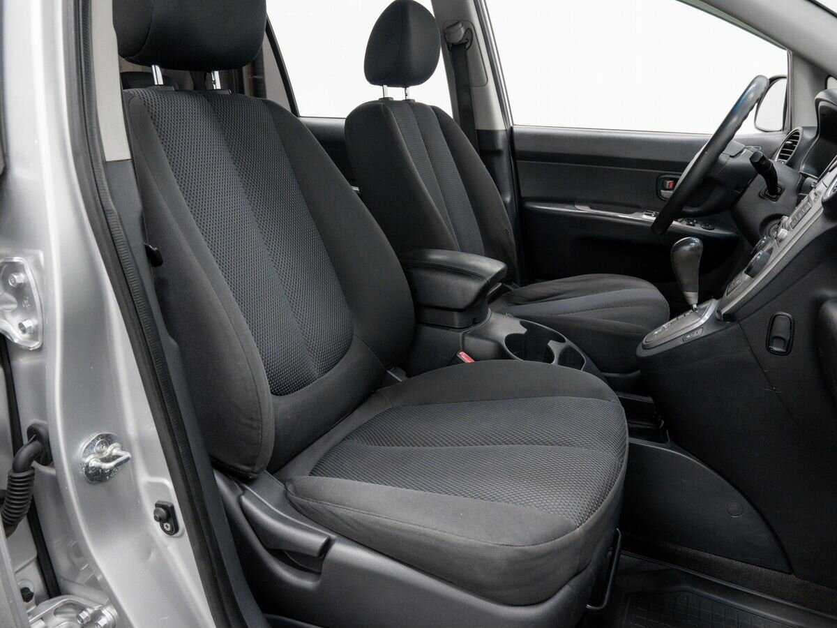 Kia Carens с пробегом — 2010 год. Фото: #7