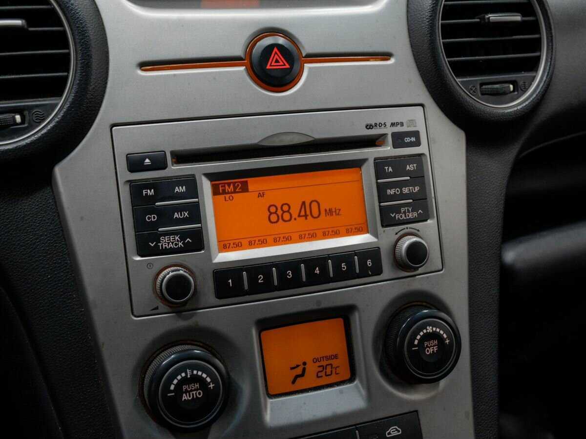 Kia Carens с пробегом — 2010 год. Фото: #16