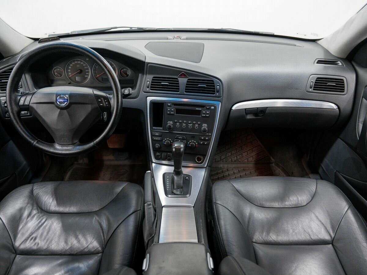 Volvo S60 с пробегом — 2005 год. Фото: #9