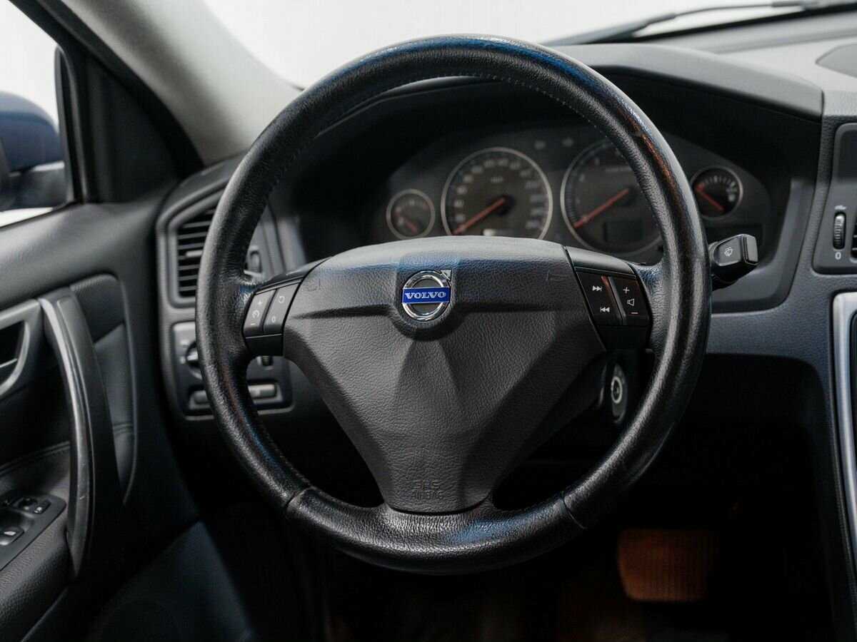 Volvo S60 с пробегом — 2005 год. Фото: #10