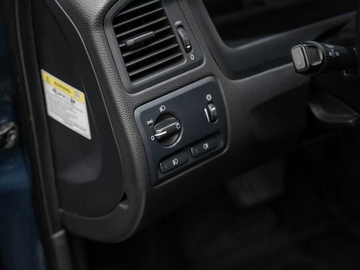 Volvo S60 с пробегом — 2005 год. Фото: #15