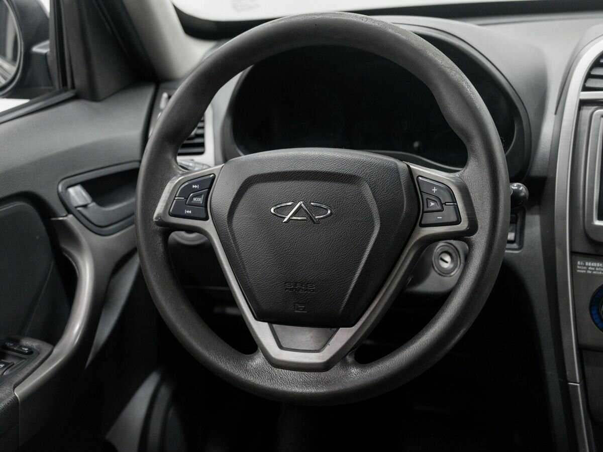 Chery Tiggo (T11) с пробегом — 2015 год. Фото: #10