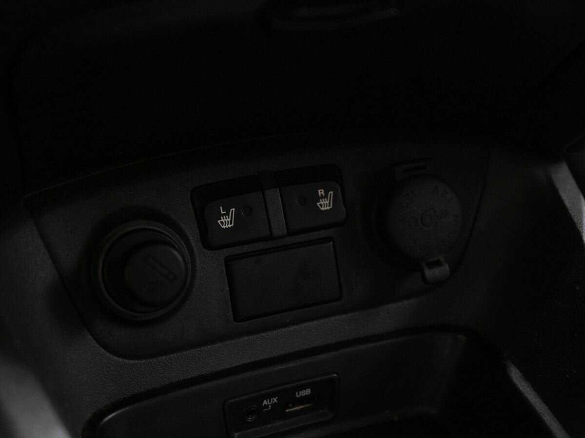 Kia Rio с пробегом — 2011 год. Фото: #16