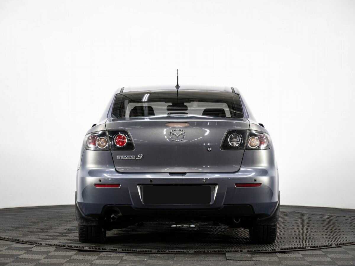 Mazda 3 с пробегом — 2007 год. Фото: #3