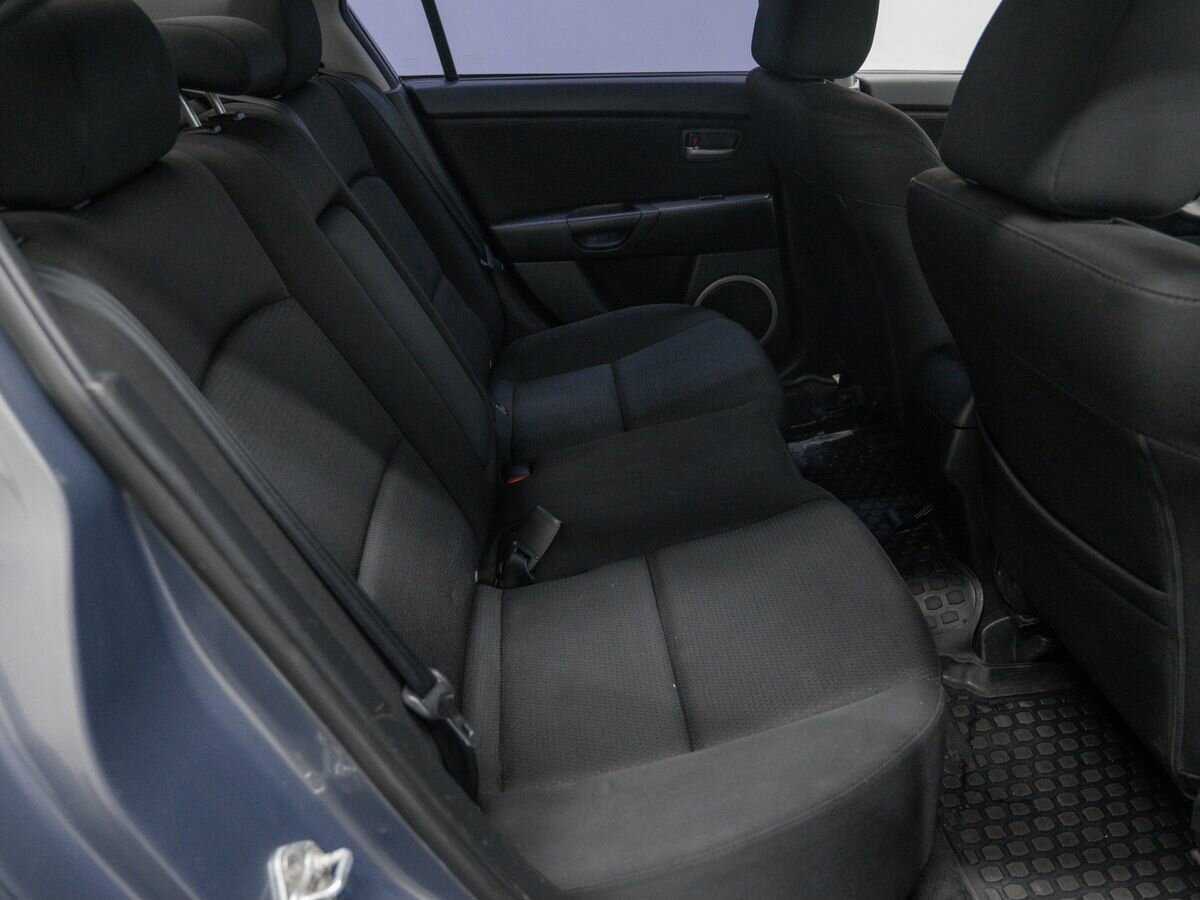 Mazda 3 с пробегом — 2007 год. Фото: #6