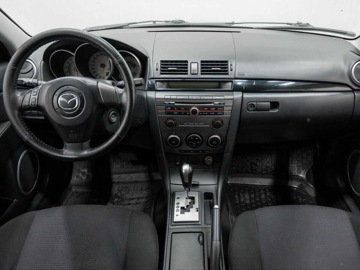Mazda 3 с пробегом — 2007 год. Фото: #7