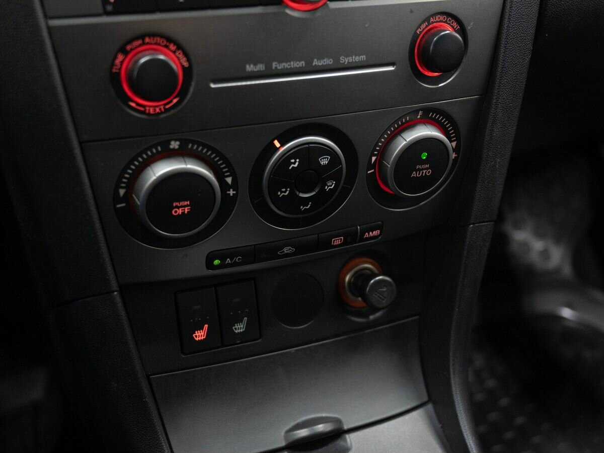 Mazda 3 с пробегом — 2007 год. Фото: #15