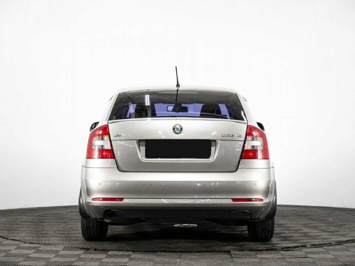 Skoda Octavia с пробегом — 2011 год. Фото: #4
