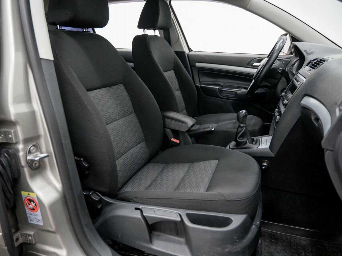 Skoda Octavia с пробегом — 2011 год. Фото: #7