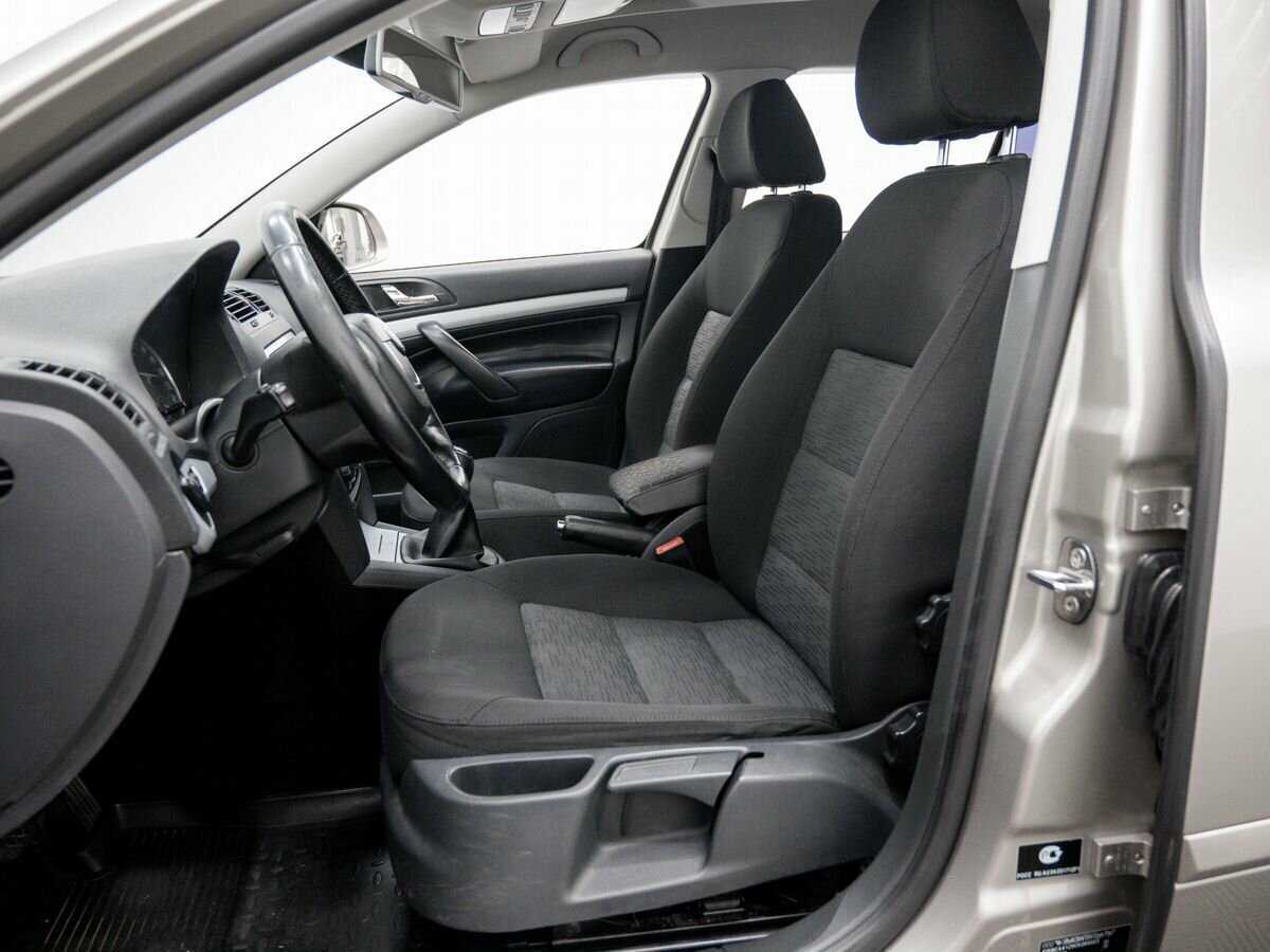 Skoda Octavia с пробегом — 2011 год. Фото: #12