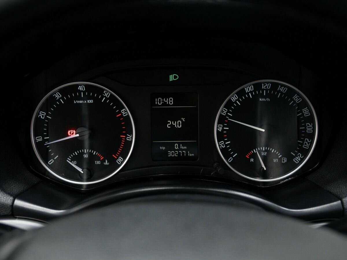 Skoda Octavia с пробегом — 2011 год. Фото: #18