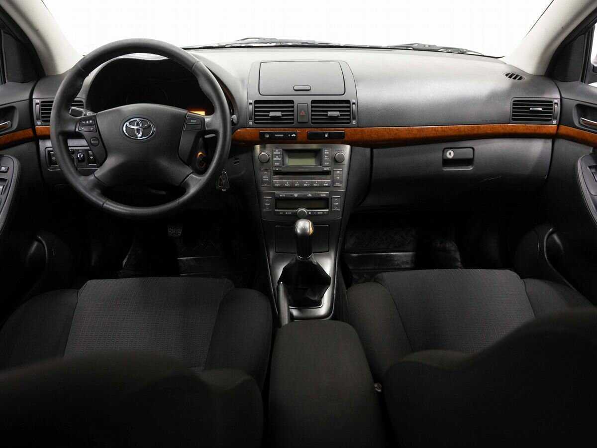 Toyota Avensis с пробегом — 2007 год. Фото: #12