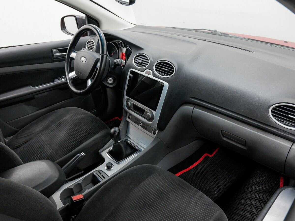 Ford Focus с пробегом — 2008 год. Фото: #6