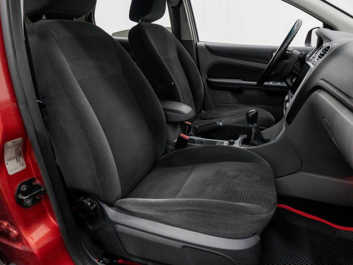 Ford Focus с пробегом — 2008 год. Фото: #7