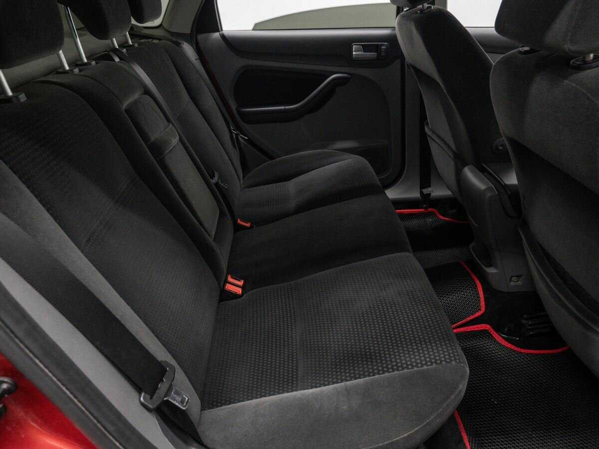 Ford Focus с пробегом — 2008 год. Фото: #8