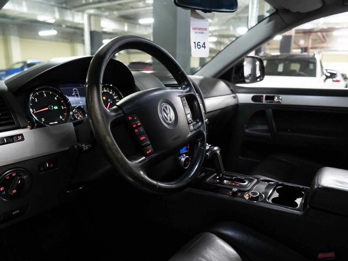 Volkswagen Touareg с пробегом — 2008 год. Фото: #4