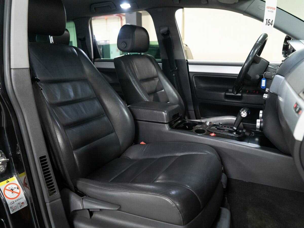 Volkswagen Touareg с пробегом — 2008 год. Фото: #8