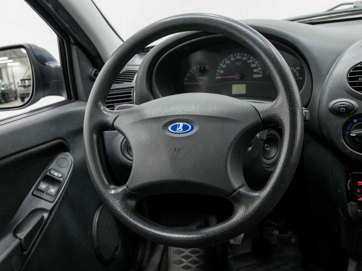 Lada (ВАЗ) Kalina с пробегом — 2012 год. Фото: #10