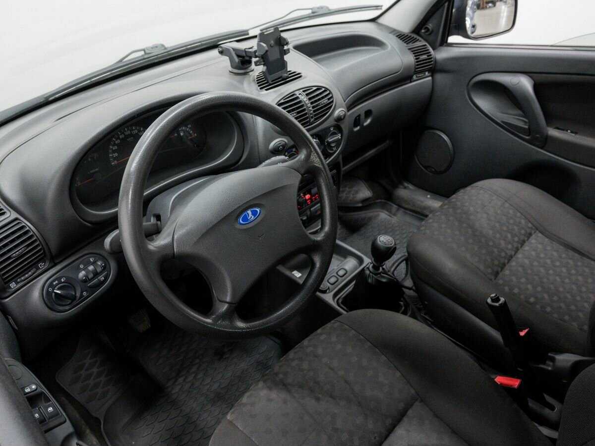 Lada (ВАЗ) Kalina с пробегом — 2012 год. Фото: #12