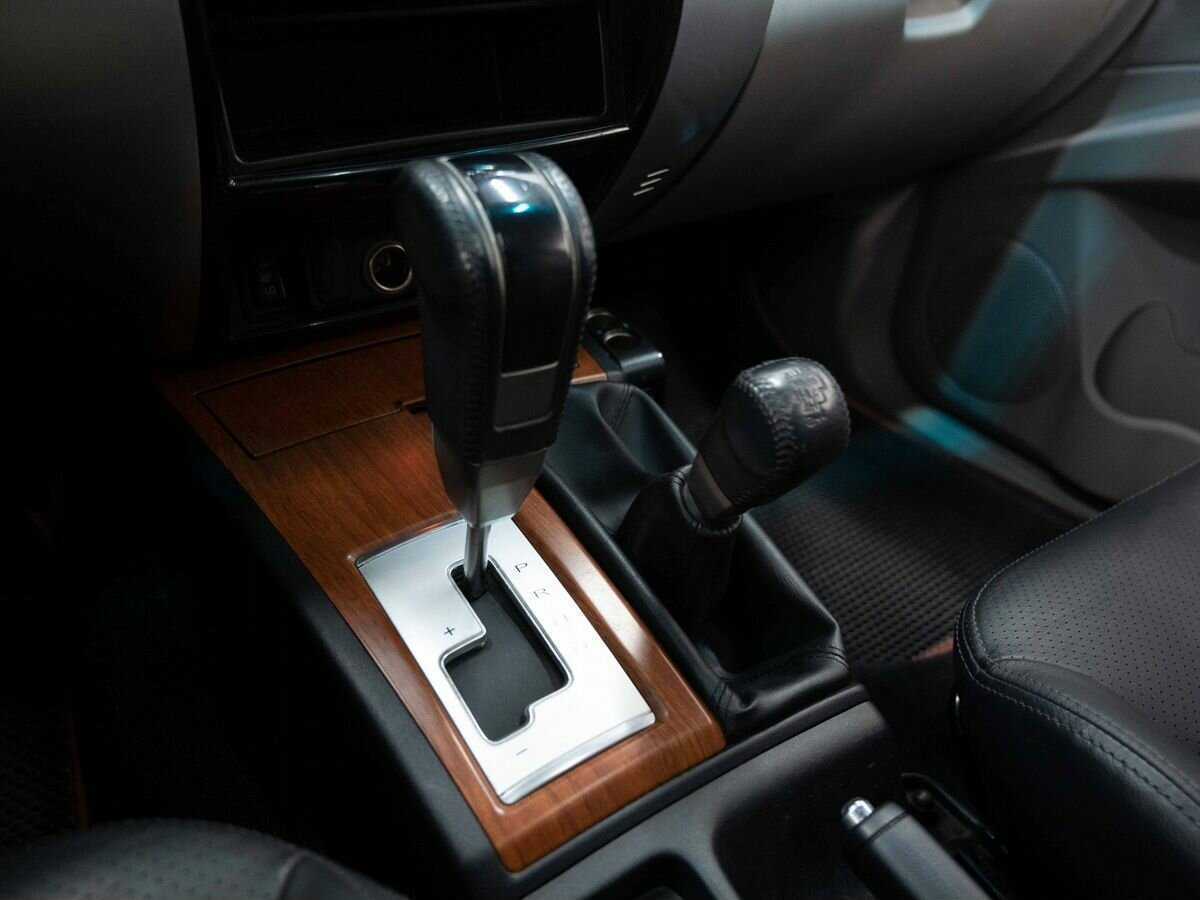 Mitsubishi Pajero Sport с пробегом — 2008 год. Фото: #21