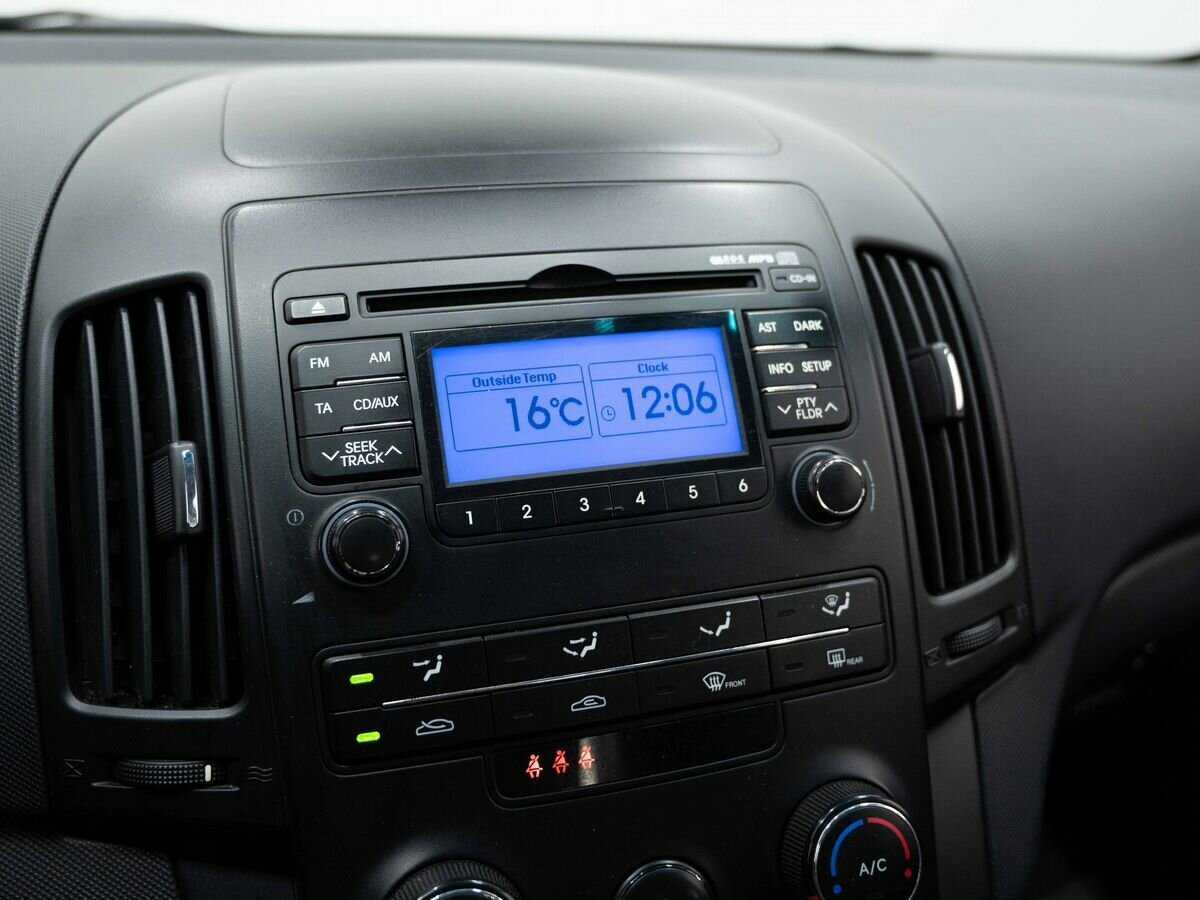 Hyundai i30 с пробегом — 2010 год. Фото: #16