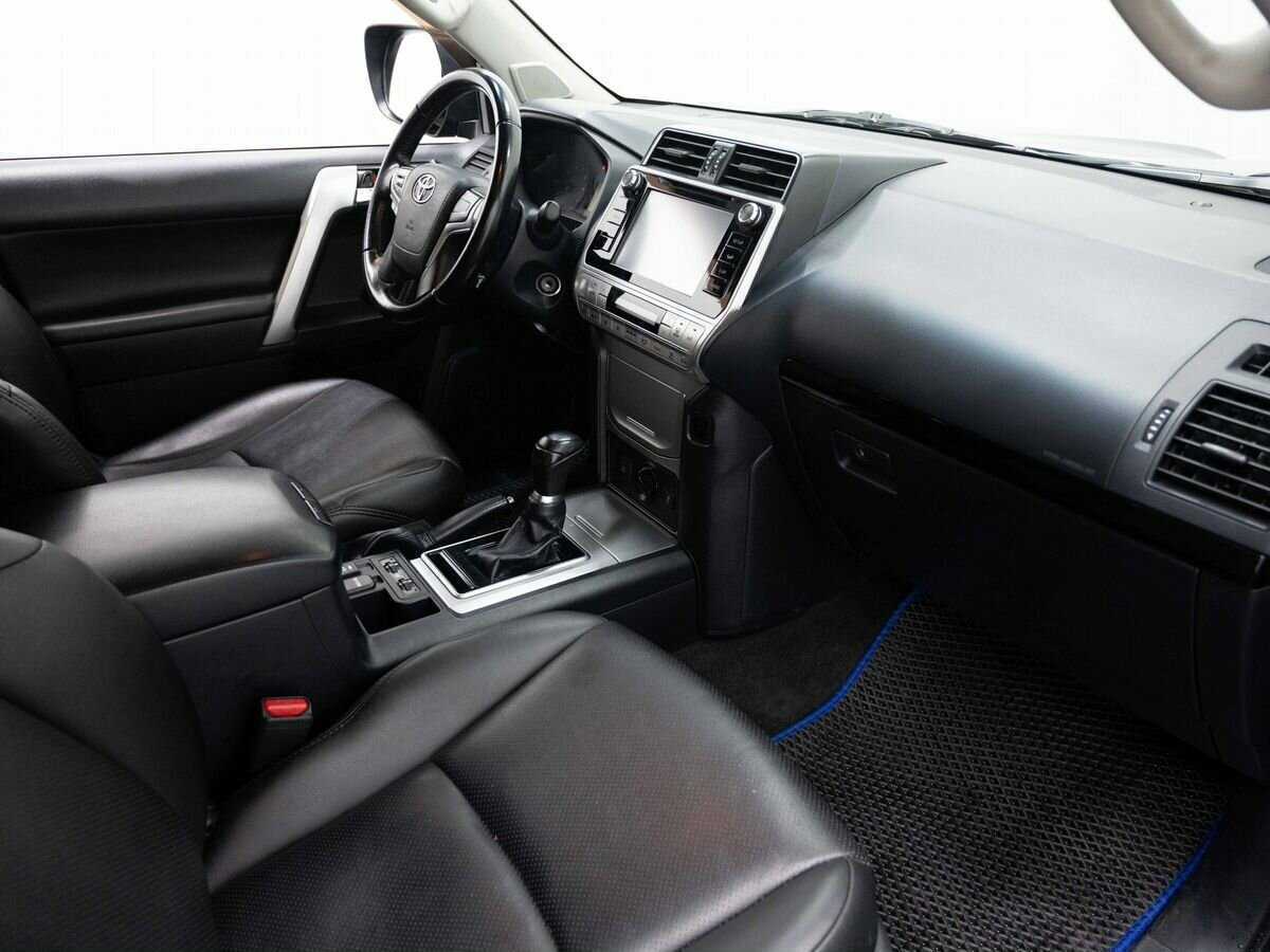 Toyota Land Cruiser Prado с пробегом — 2018 год. Фото: #9