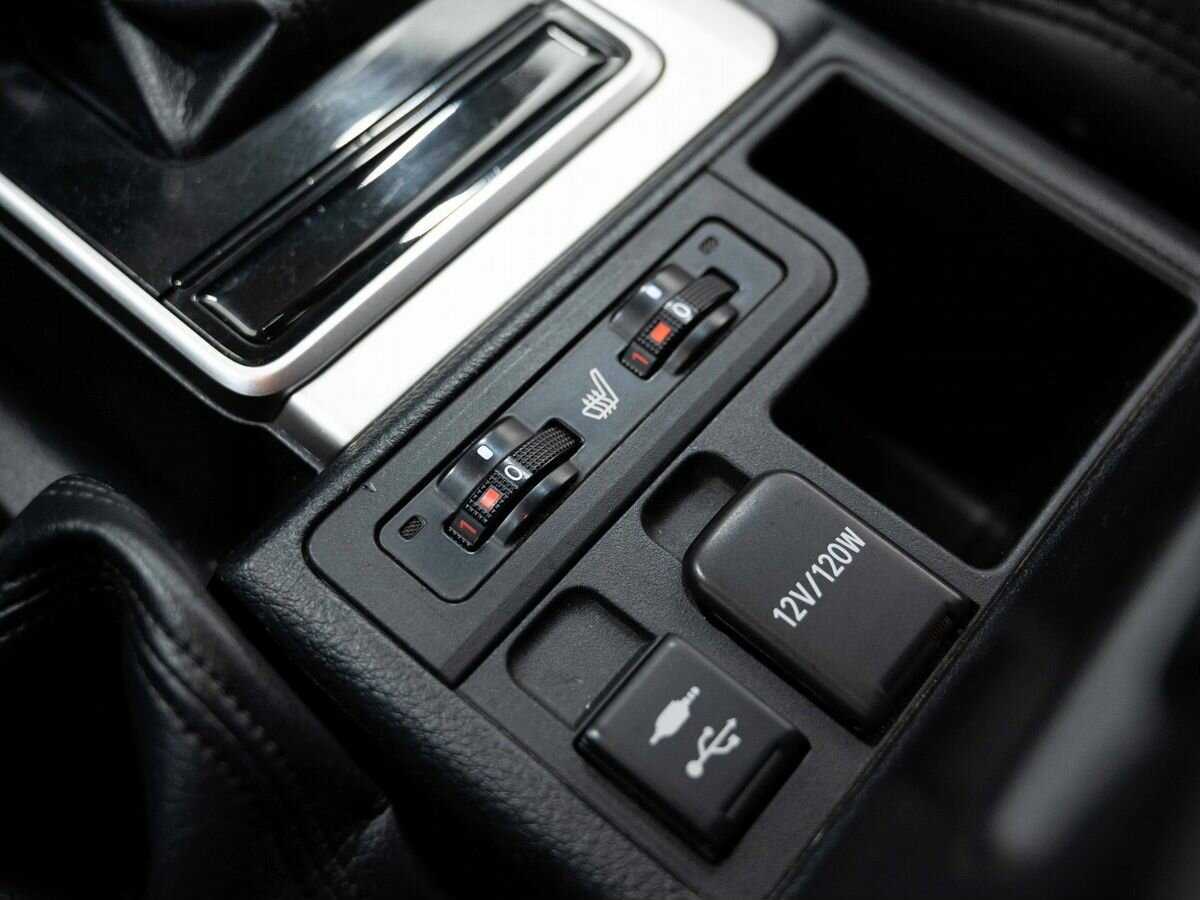 Toyota Land Cruiser Prado с пробегом — 2018 год. Фото: #17