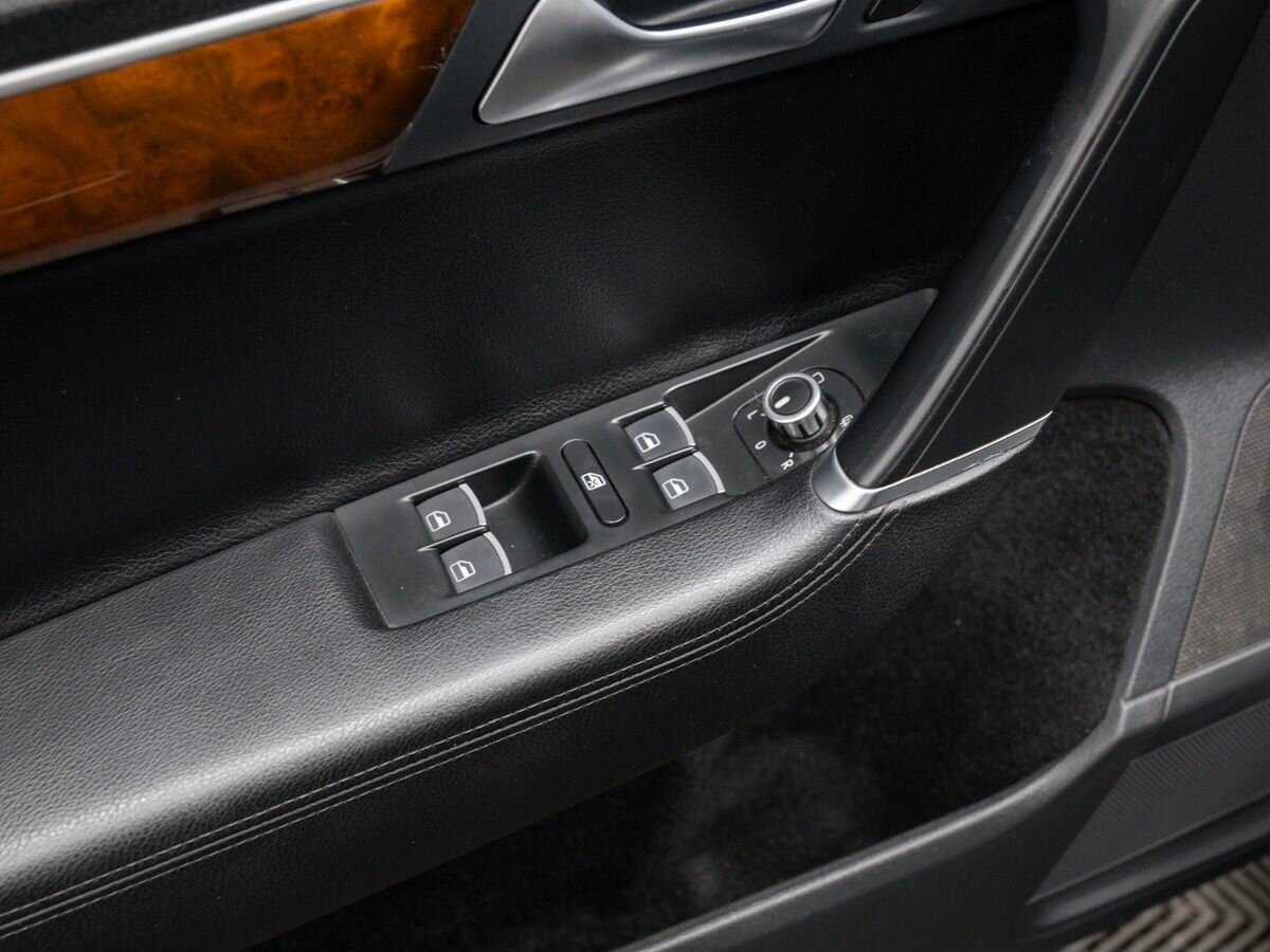 Volkswagen Passat с пробегом — 2012 год. Фото: #14