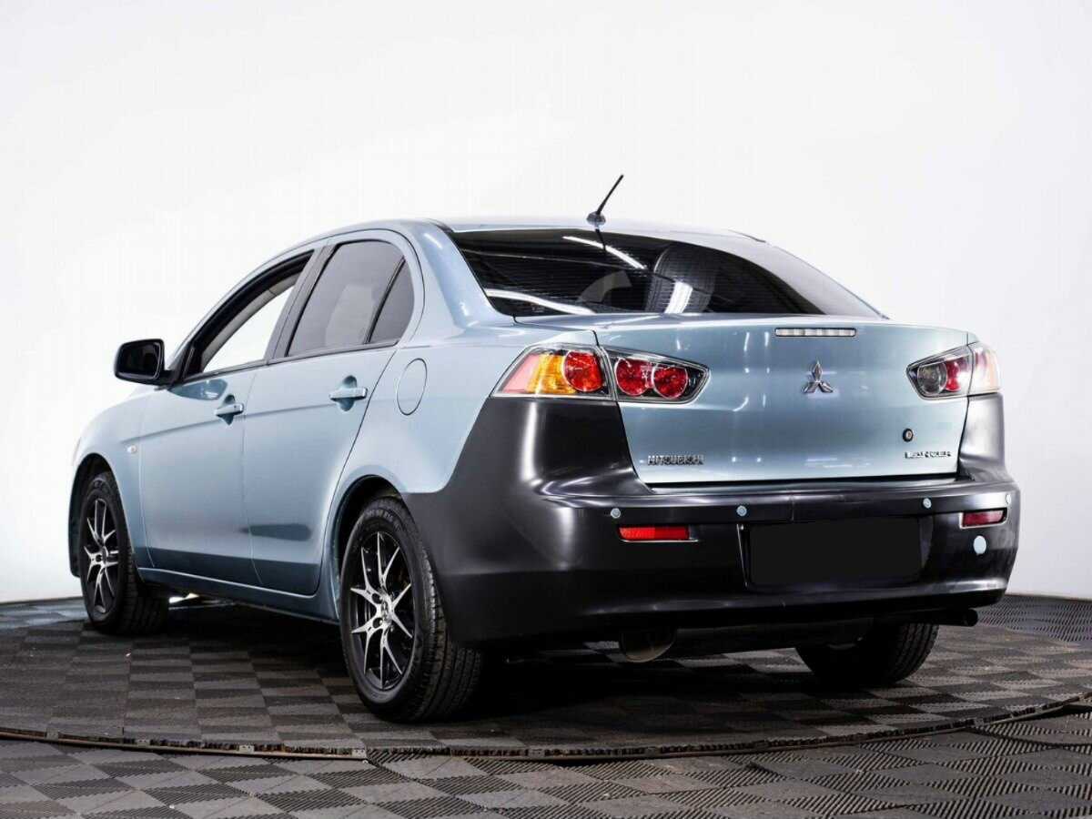 Mitsubishi Lancer с пробегом — 2011 год. Фото: #3