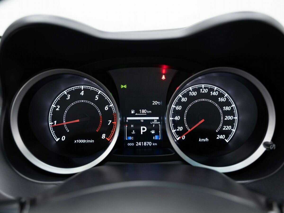 Mitsubishi Lancer с пробегом — 2011 год. Фото: #16