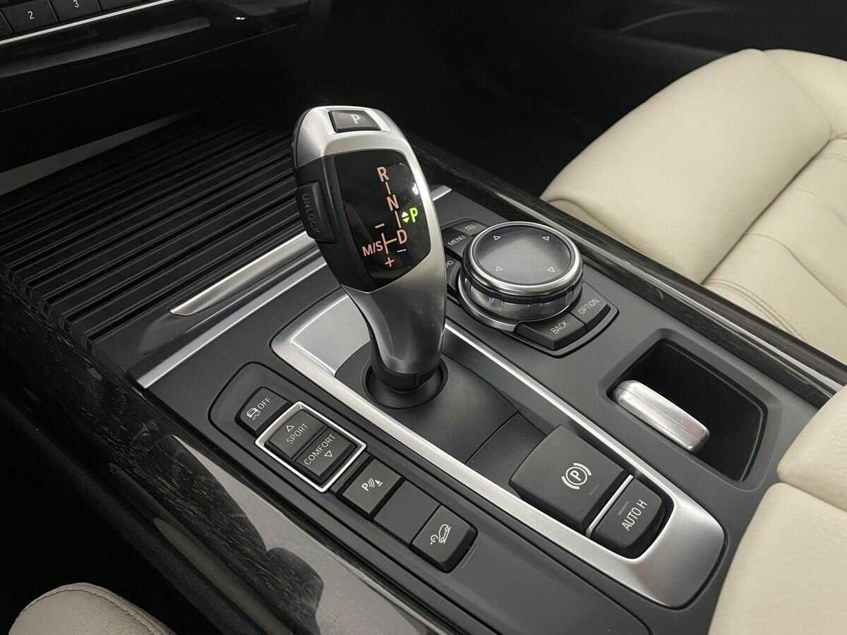 BMW X5 с пробегом — 2013 год. Фото: #12