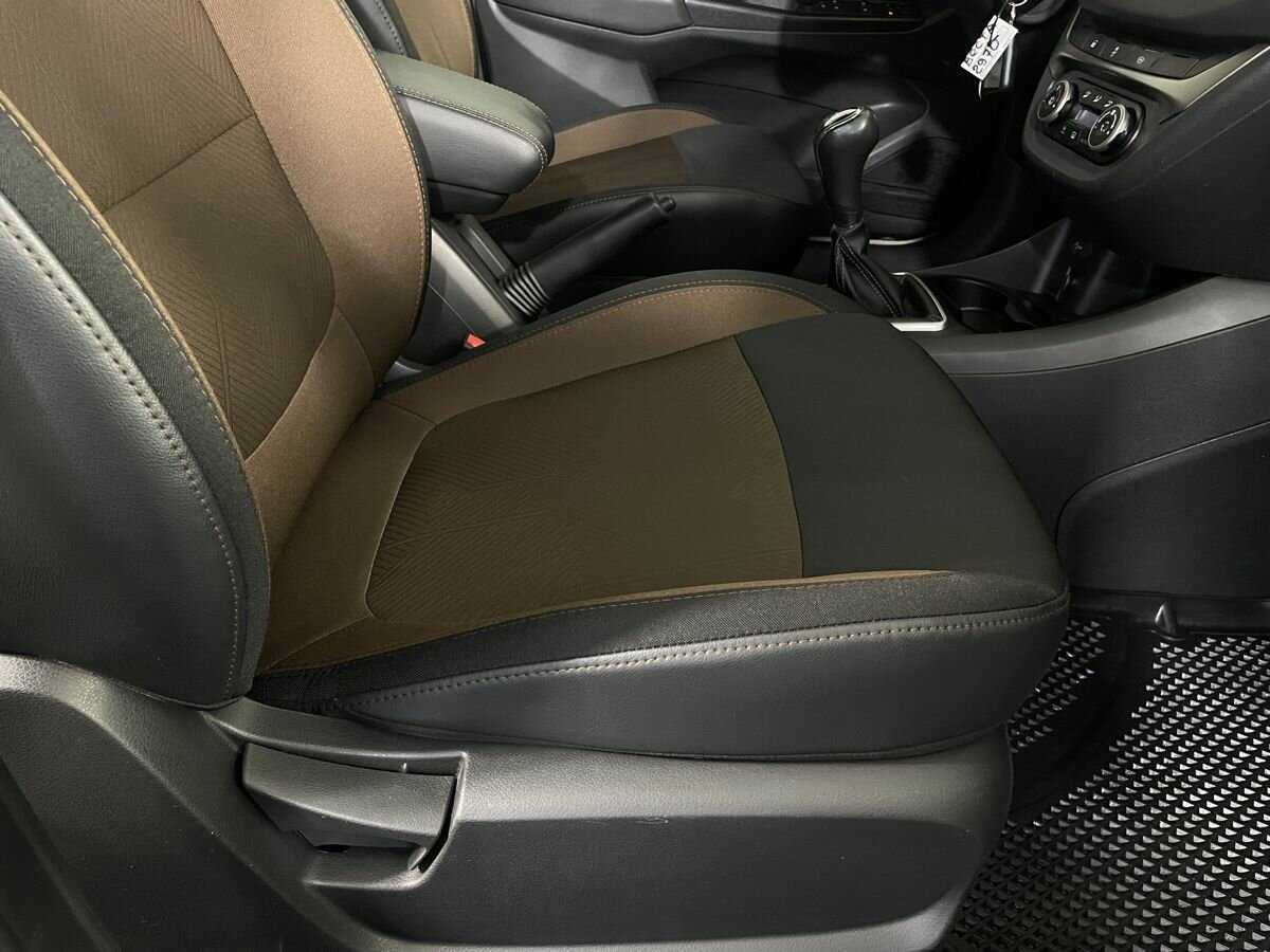 Lada (ВАЗ) Vesta с пробегом — 2018 год. Фото: #13