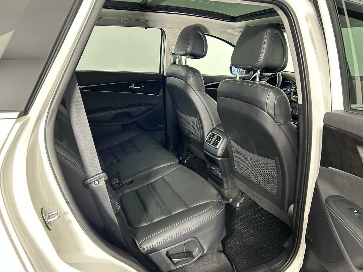 Kia Sorento с пробегом — 2017 год. Фото: #16