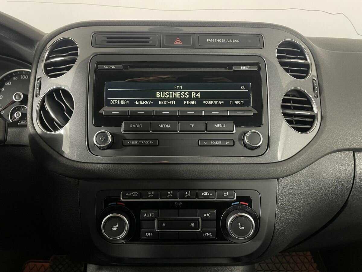 Volkswagen Tiguan с пробегом — 2012 год. Фото: #11