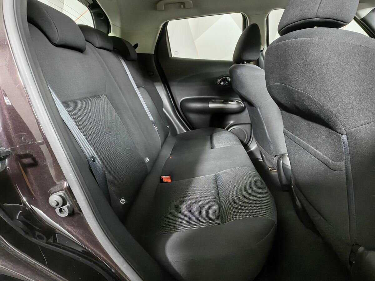 Nissan Juke с пробегом — 2013 год. Фото: #11