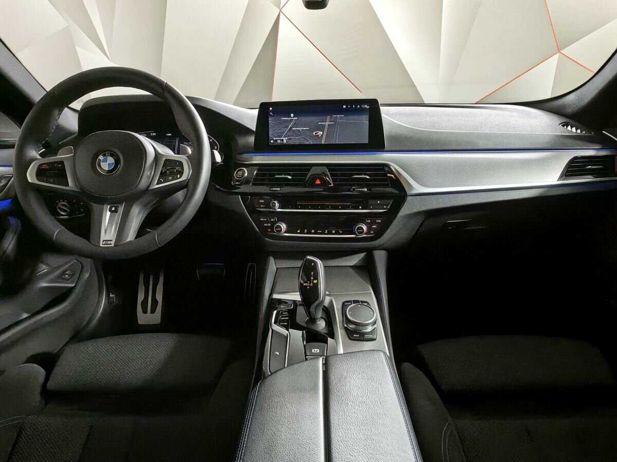 BMW 5 серии с пробегом — 2018 год. Фото: #9