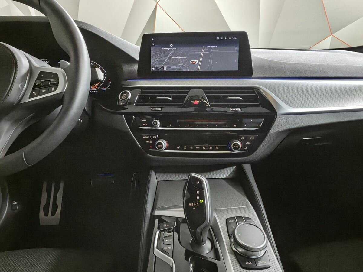 BMW 5 серии с пробегом — 2018 год. Фото: #10