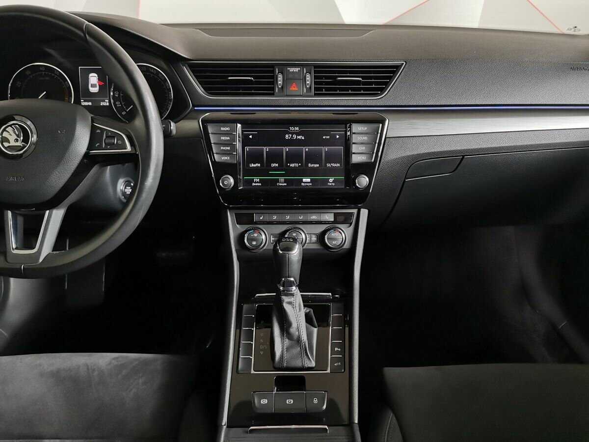 Skoda Superb с пробегом — 2017 год. Фото: #10