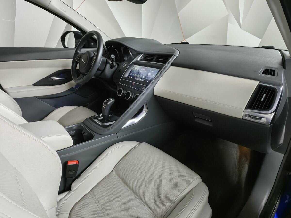 Jaguar E-Pace с пробегом — 2019 год. Фото: #8