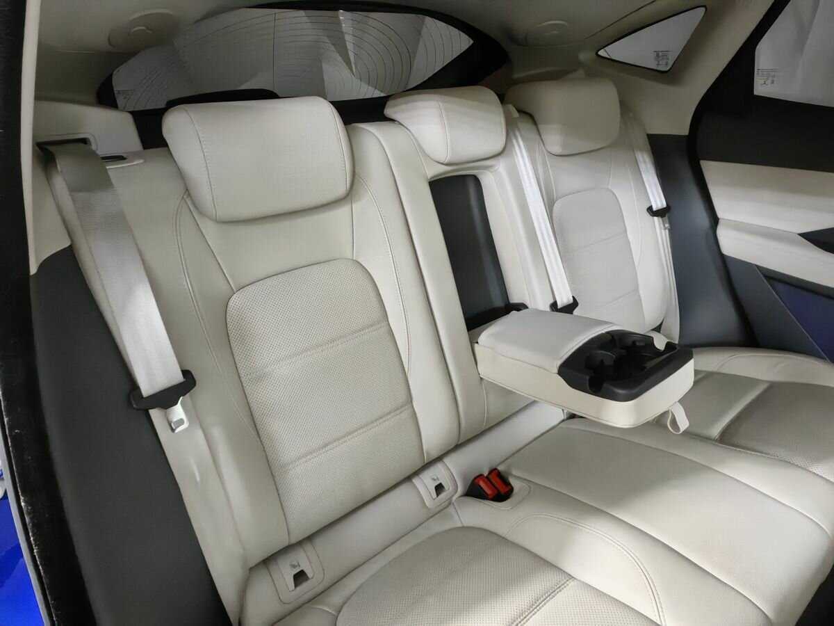 Jaguar E-Pace с пробегом — 2019 год. Фото: #12