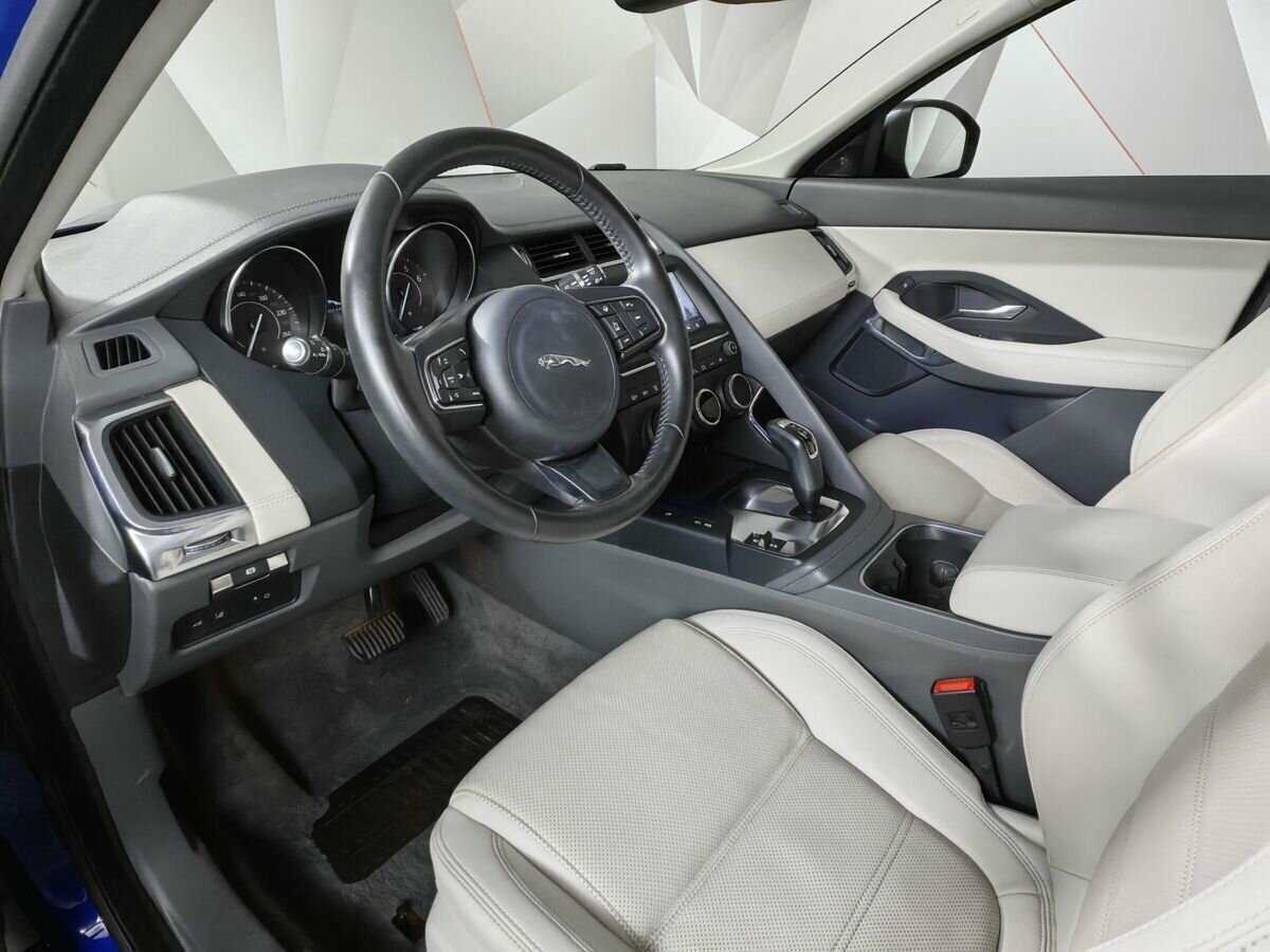 Jaguar E-Pace с пробегом — 2019 год. Фото: #13