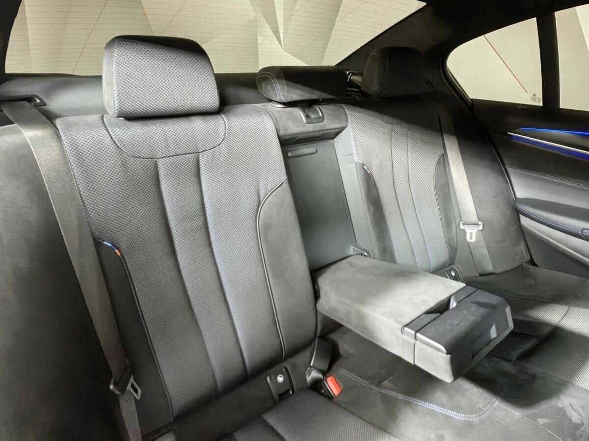 BMW 5 серии с пробегом — 2021 год. Фото: #12