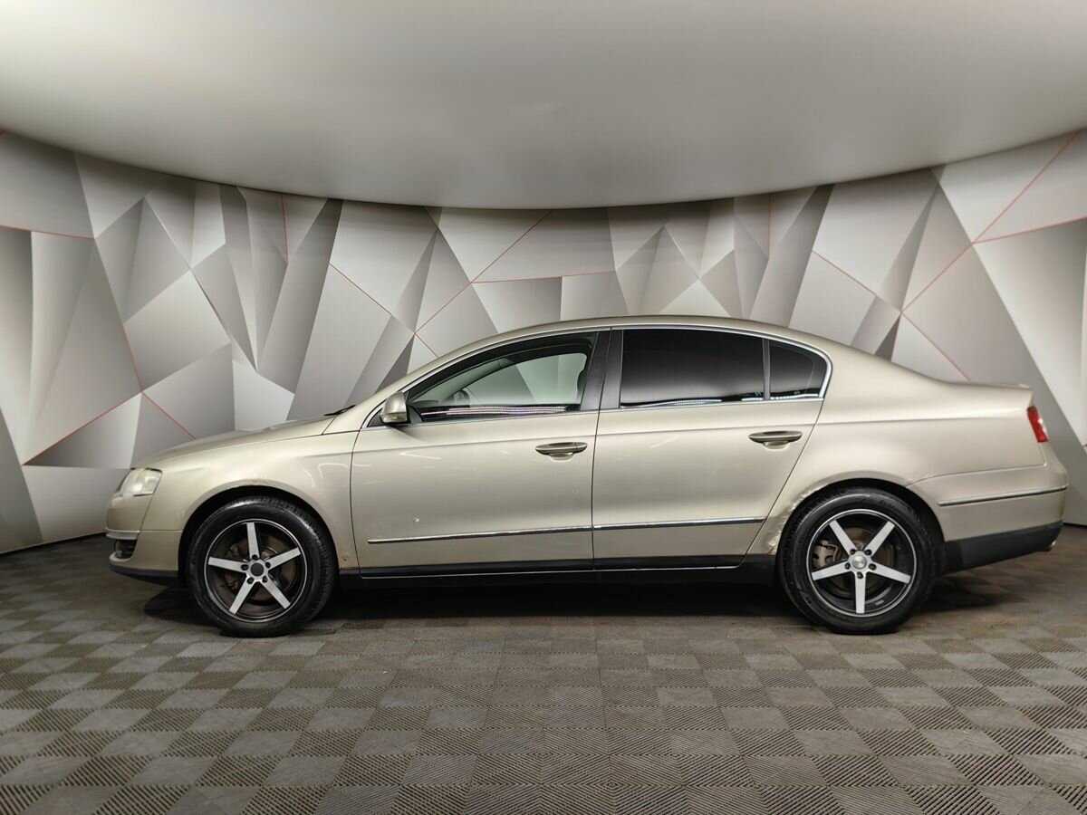 Volkswagen Passat с пробегом — 2008 год. Фото: #4