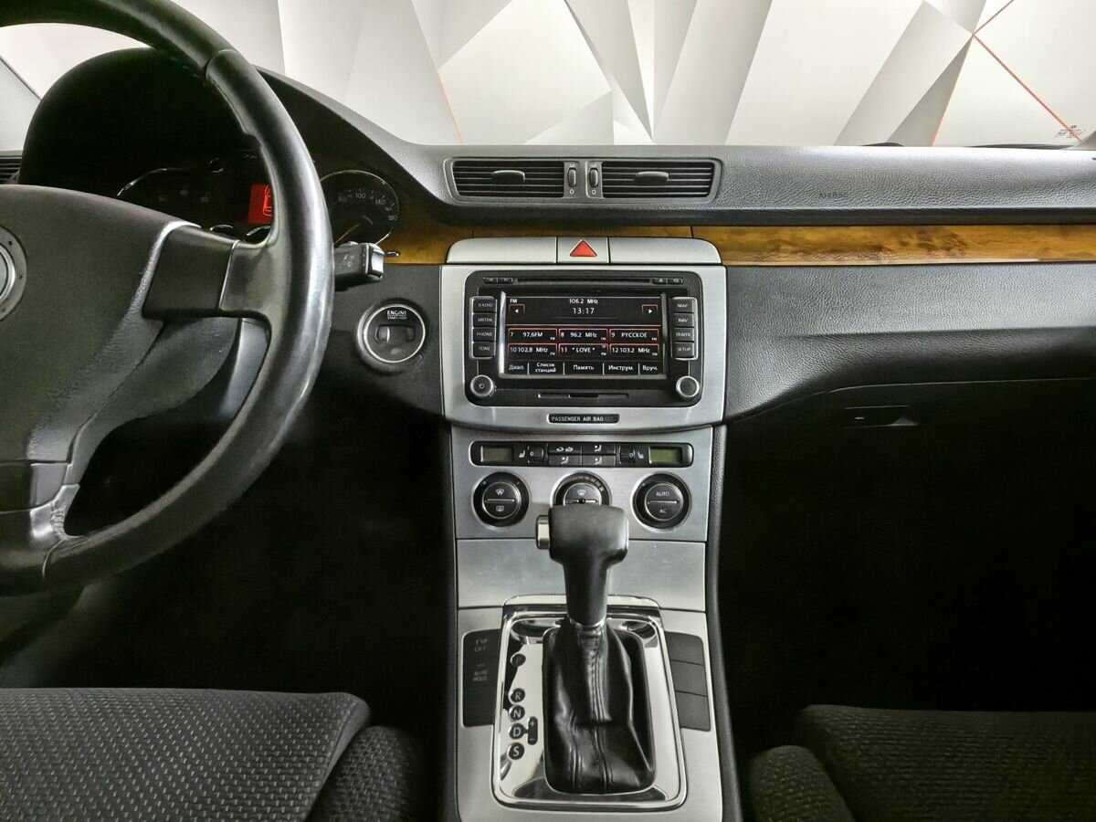 Volkswagen Passat с пробегом — 2008 год. Фото: #10