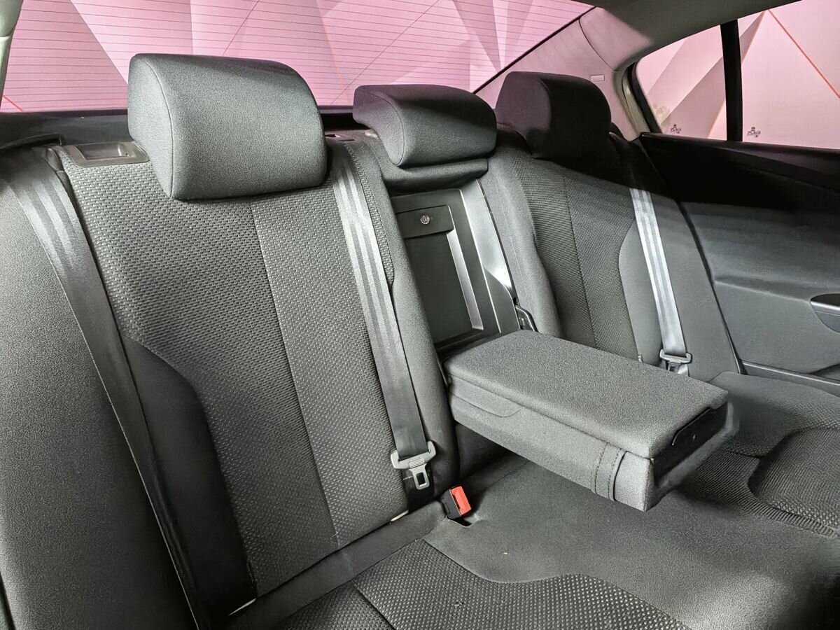 Volkswagen Passat с пробегом — 2008 год. Фото: #12