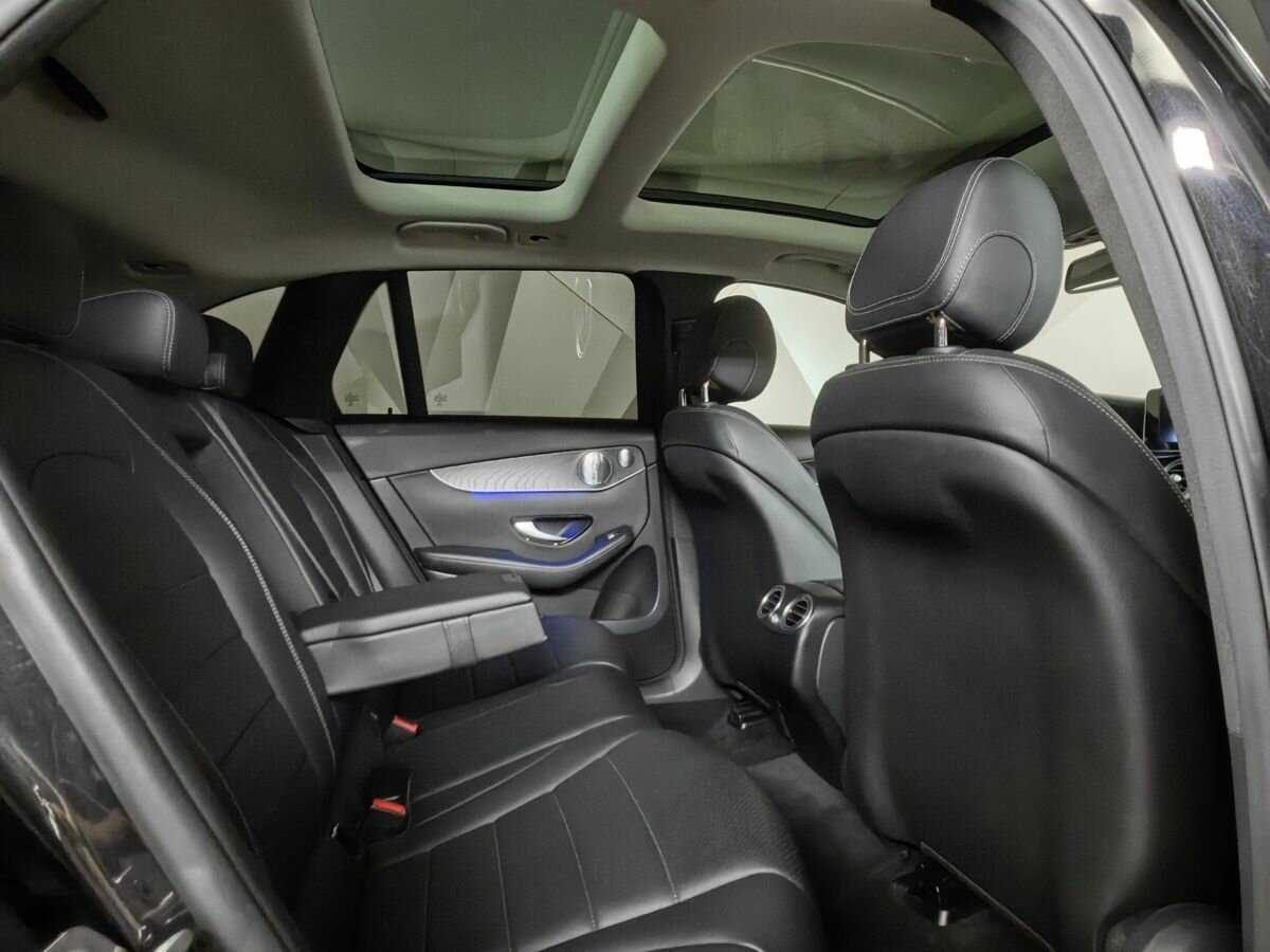 Mercedes-Benz GLC с пробегом — 2017 год. Фото: #11