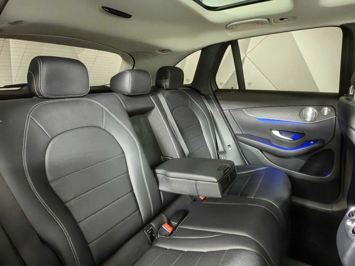 Mercedes-Benz GLC с пробегом — 2017 год. Фото: #12